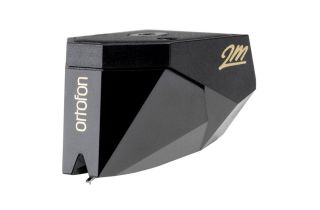 Nearly New - Ortofon 2M Black Moving Magnet Cartridge