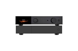 Audiolab 9000Q Preamplifier with 9000P Power Amplifier