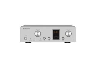 Luxman C-10X Pre Amplifier - Silver