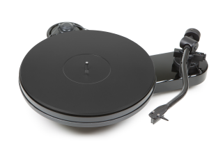 Pro-Ject RPM 3 Carbon Belt Driven Turntable - Black