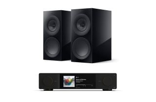 Arcam Radia SA35 Streaming Integrated Amplifier with KEF R3 Meta Bookshelf Speakers