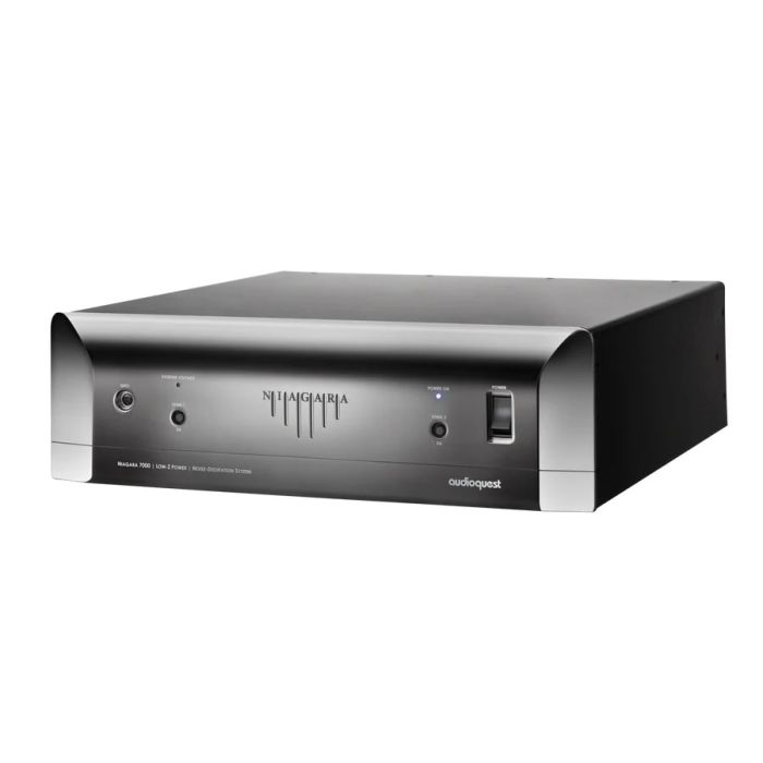 AudioQuest Niagara 7000 with Linear Noise-Dissipation & Non-Sacrificial Surge Protection main product photo