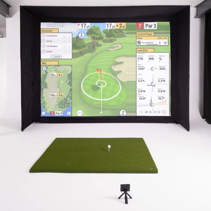 Garmin R10 EasySim Golf Simulator Bundle main product photo