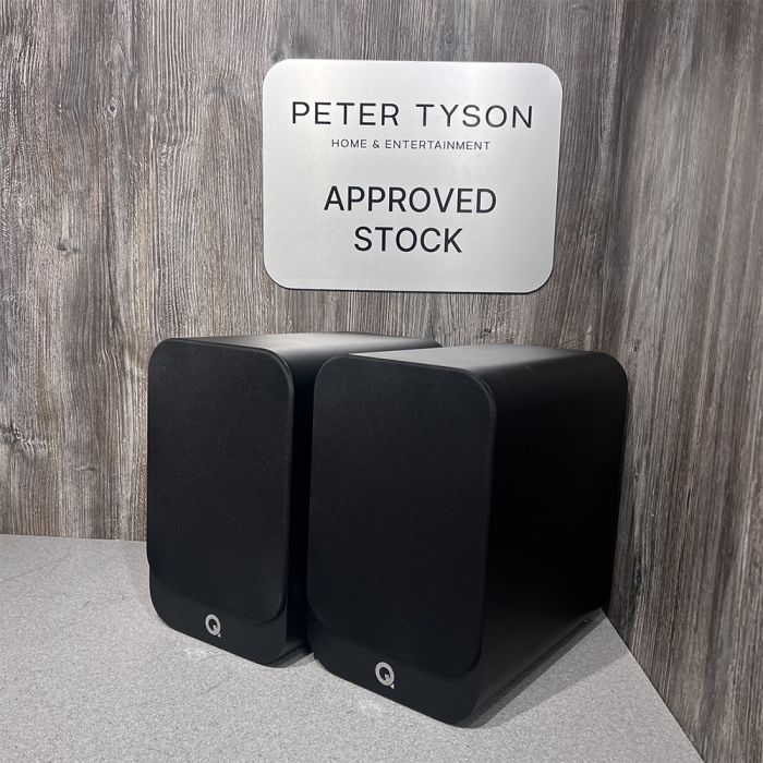 Pre-Loved - Q Acoustics 3030i Bookshelf Speakers - Carbon Black main product photo