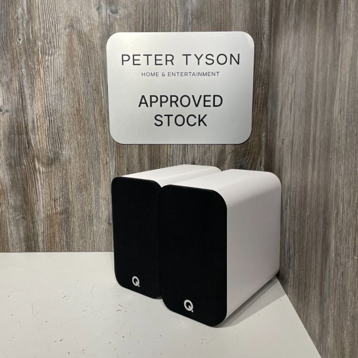 Pre-Loved - Q Acoustics Q 5010 Bookshelf Speakers - Satin White main product photo