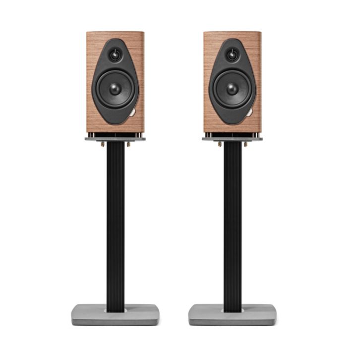 Sonus Faber Sonetto II G2 Bookshelf Speakers - Walnut main product photo