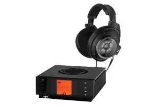 Naim Uniti Atom Headphone Edition with Sennheiser HD820 Headphones