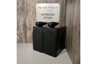 Nearly New - Bowers & Wilkins 705 S3 Signature Bookshelf Speakers - Datuk Gloss