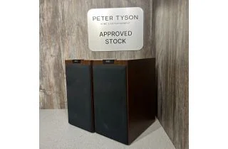 Pre-Loved - KEF R300 Bookshelf Speakers - Walnut
