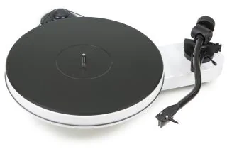 Pro-Ject RPM 3 Carbon Belt Driven Turntable - White