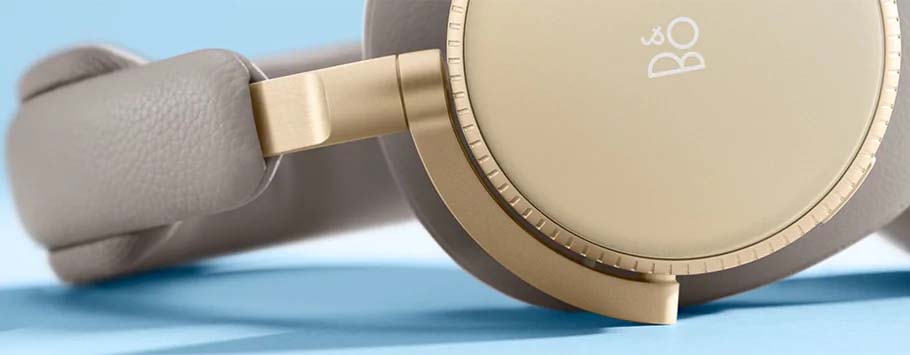 headphones-top-banner