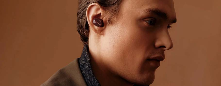 in-ear-top-section