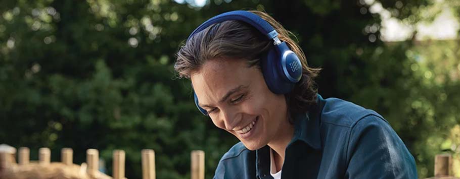 over-ear-headphones-top-section