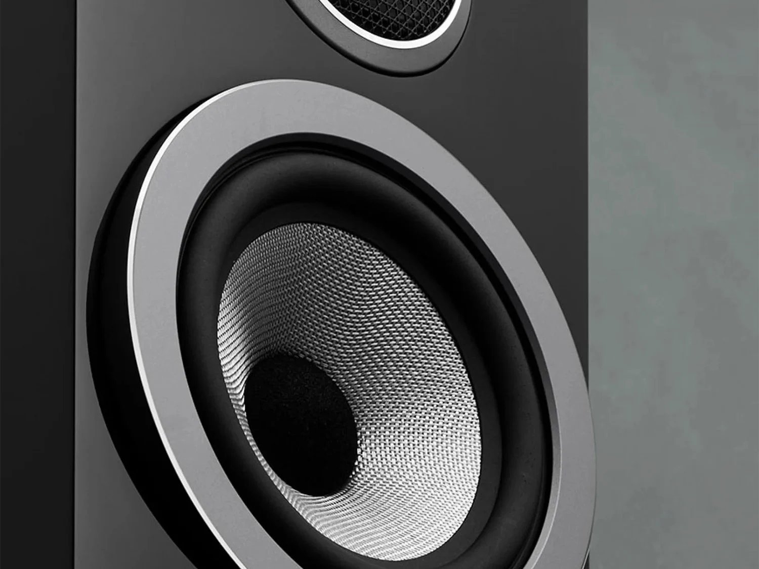 Bowers & Wilkins 705 S3 Bookshelf Speakers