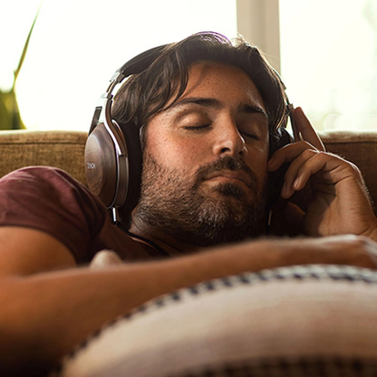 Denon AH-D7200 Over-Ear Wired Headphones