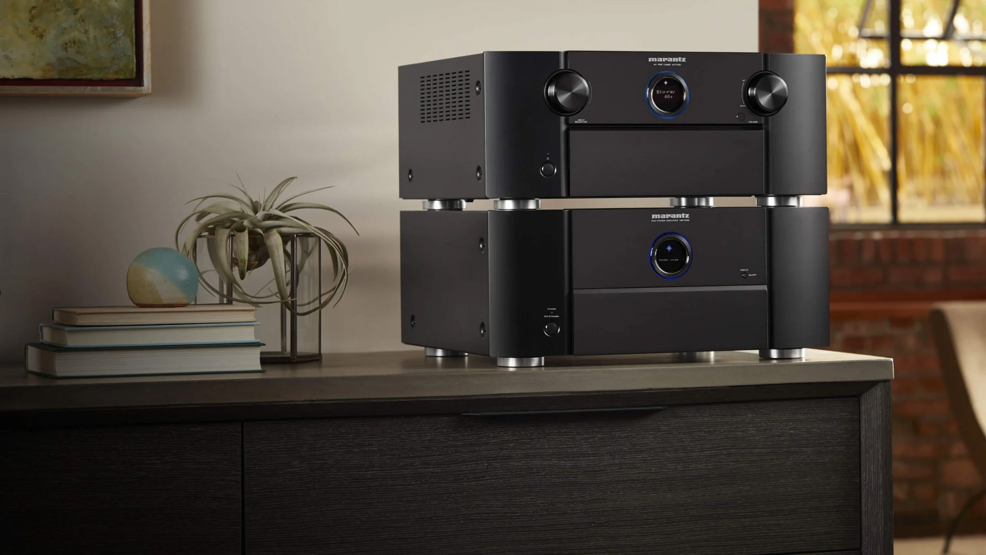 Marantz MM7055 5-Channel Power Amplifier