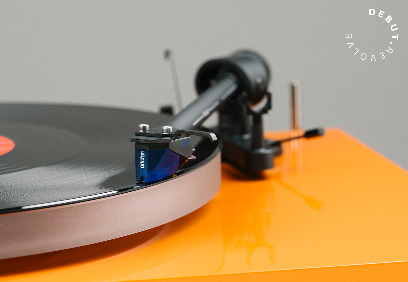 Ortofon 2M Blue Moving Magnet Cartridge on the Debut Revolve Ortofon 2M Blue Moving Magnet Cartridge on the Debut Revolve